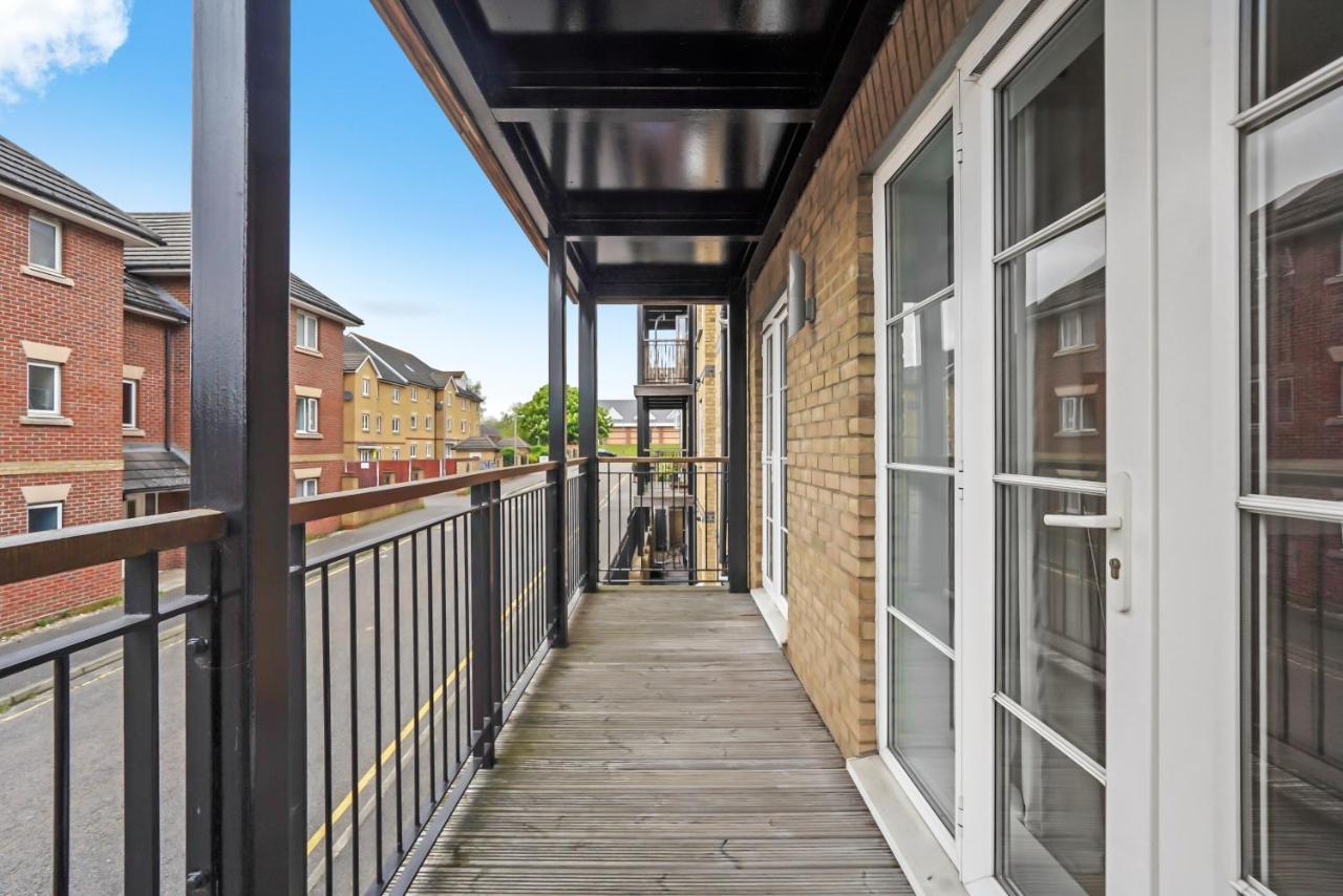 Luxnightzz - Two Bed - Close To North Station And Hospital Colchester Exterior photo