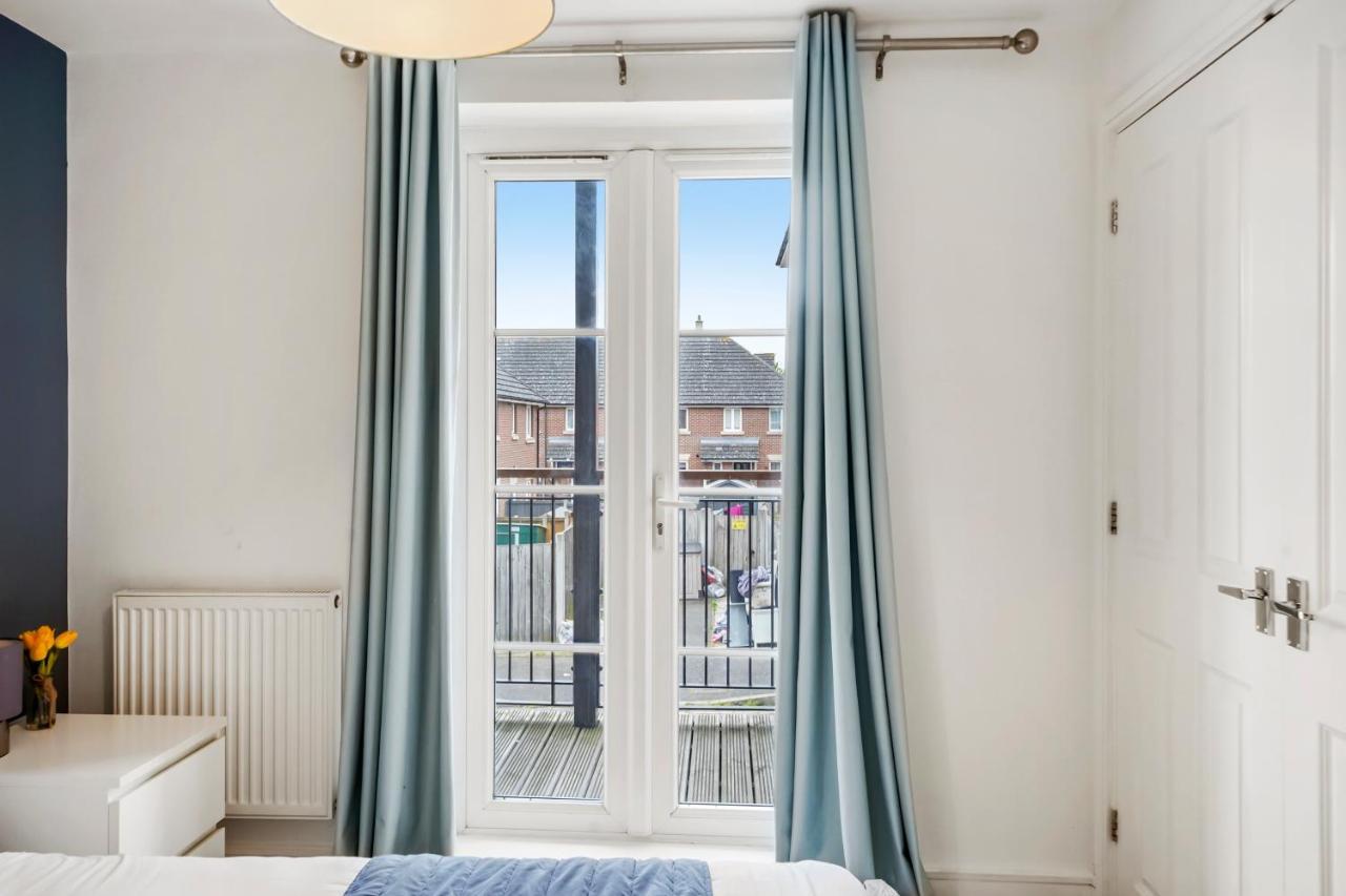 Luxnightzz - Two Bed - Close To North Station And Hospital Colchester Exterior photo